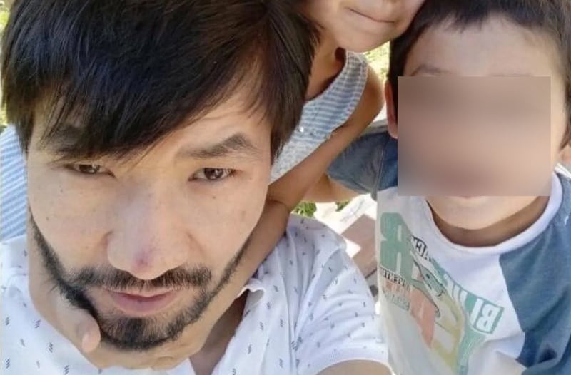 艾山的妻子和孩子在土耳其生活,「保衛衛士」專案官員哈斯批評很多國家對中共跨境鎮壓採取鴕鳥政策,令艾山這樣的維吾爾家庭付出代價。(維吾爾人權項目提供)