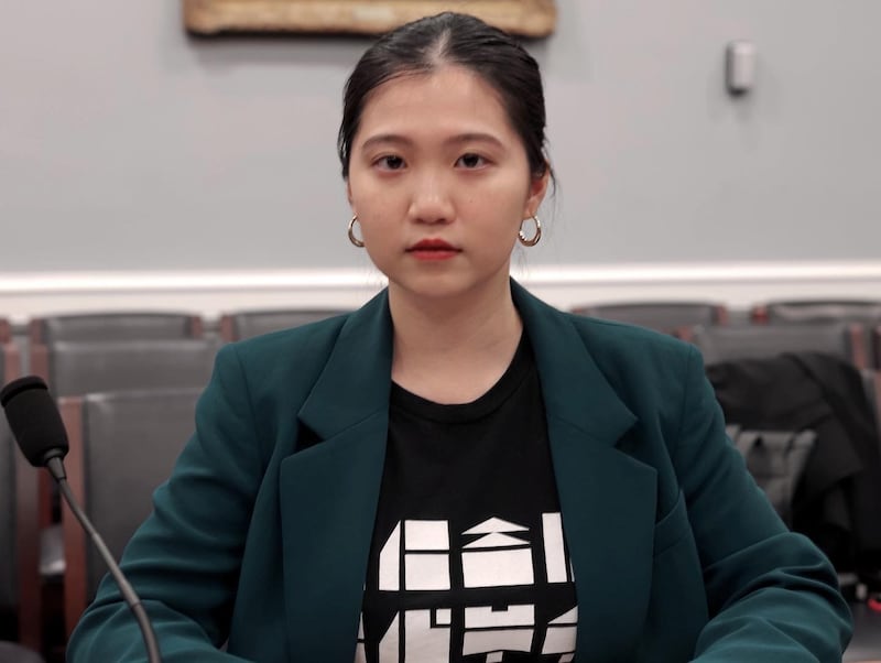 海外组织“香港民主委员会”(HKDC)执行主任、8名被通缉者之一郭凤仪。(受访者提供/RFA资料)