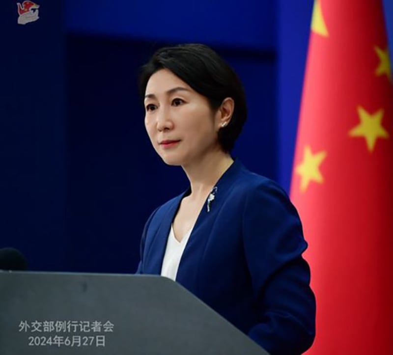 中国外交部发言人毛宁在2024年6月27日举行的例行记者会上对美中两位副外长的热线通话作出回应(中国外交部官网截图)